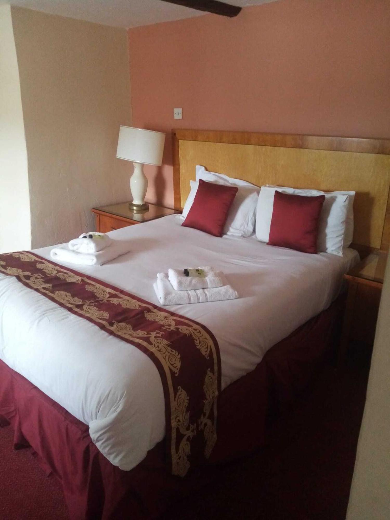 וויסבק The Rose And Crown Hotel מראה חיצוני תמונה