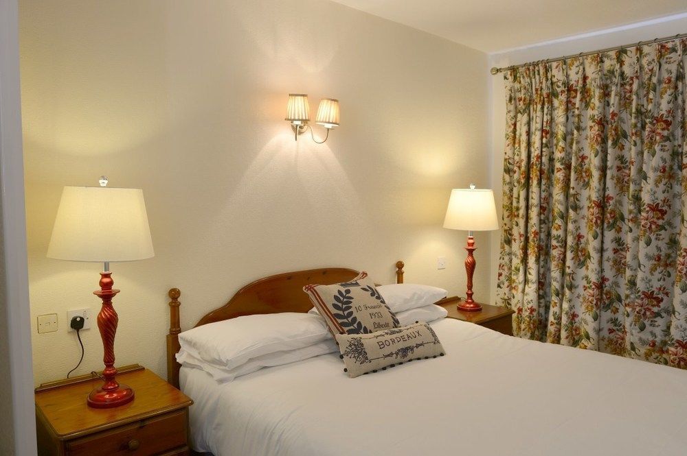 וויסבק The Rose And Crown Hotel מראה חיצוני תמונה