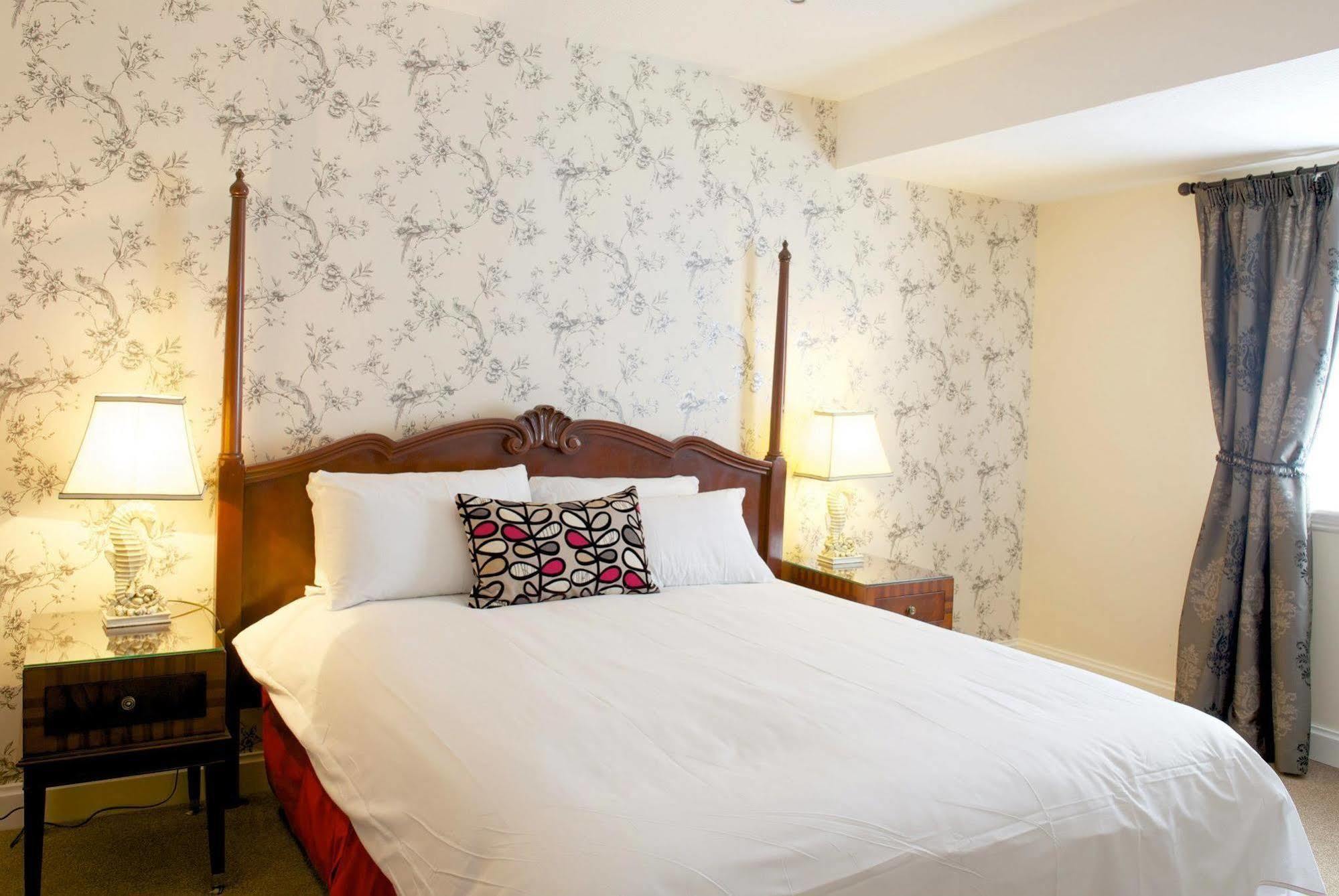 וויסבק The Rose And Crown Hotel מראה חיצוני תמונה